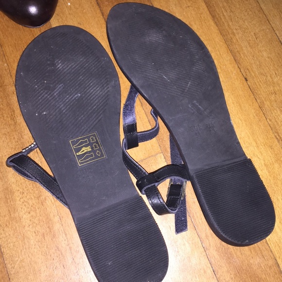 Pilar Abril black sandals thongs gems jewels 7 - Picture 3 of 3